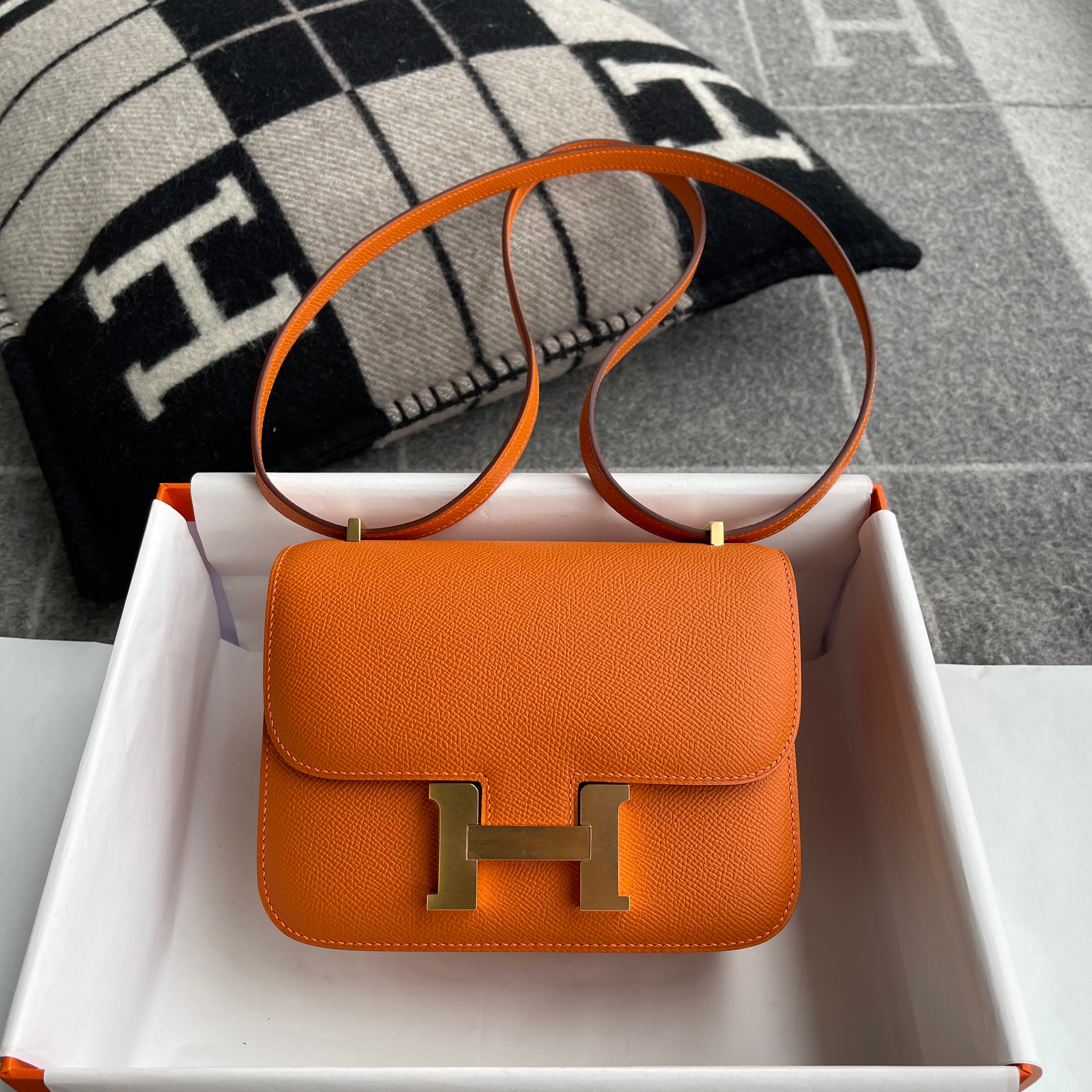 CONSTANCE 18 (MINI) EPSOM LEATHER ORANGE WITH GOLD HARDWARE (GHW)