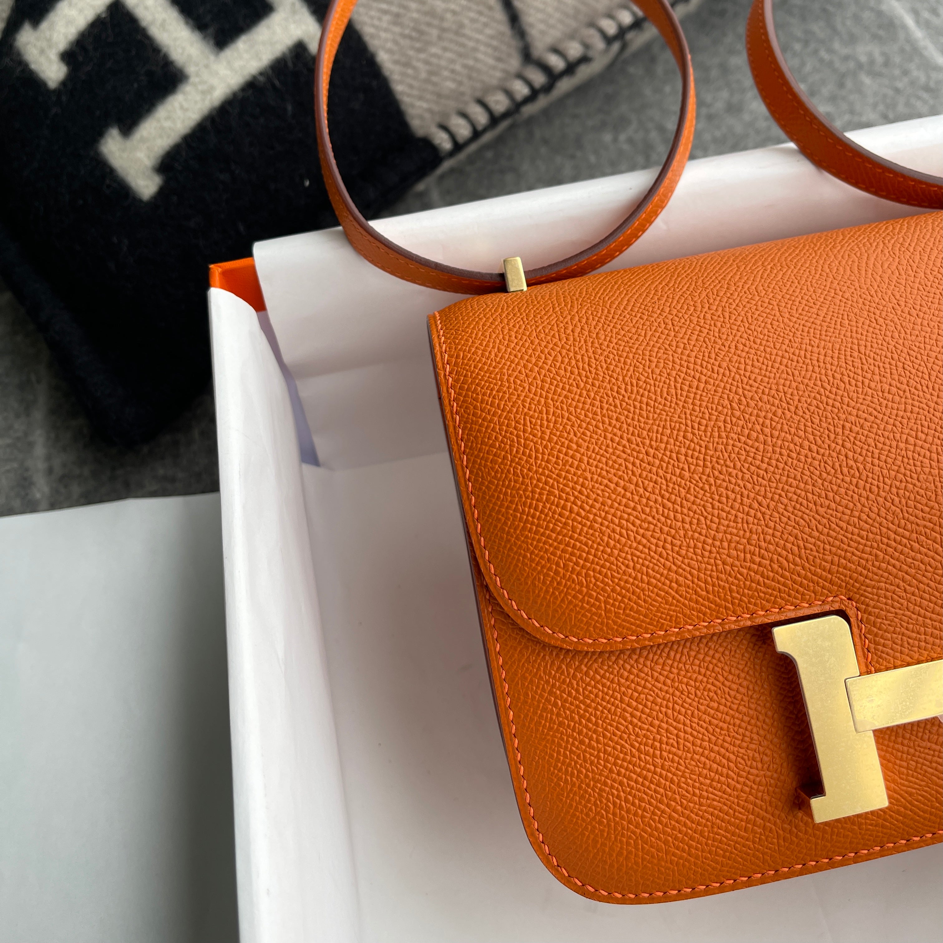 CONSTANCE 18 (MINI) EPSOM LEATHER ORANGE WITH GOLD HARDWARE (GHW)