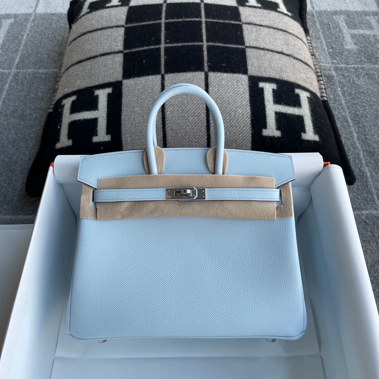 BIRKIN 25 EPSOM LEATHER BLEU ZEPHYR WITH PALLADIUM HARDWARE (PHW)