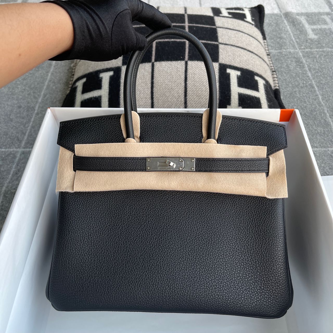 BIRKIN 30 TOGO LEATHER NOIR (BLACK) WITH PALLADIUM HARDWARE (PHW)